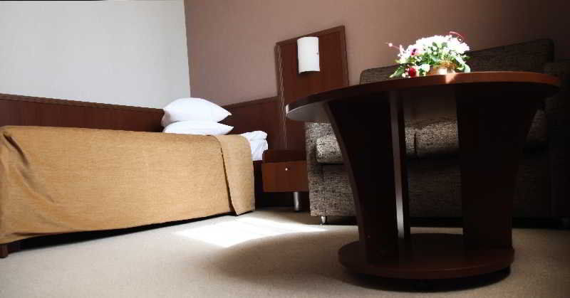 Hotel Praha Oezjhorod Buitenkant foto